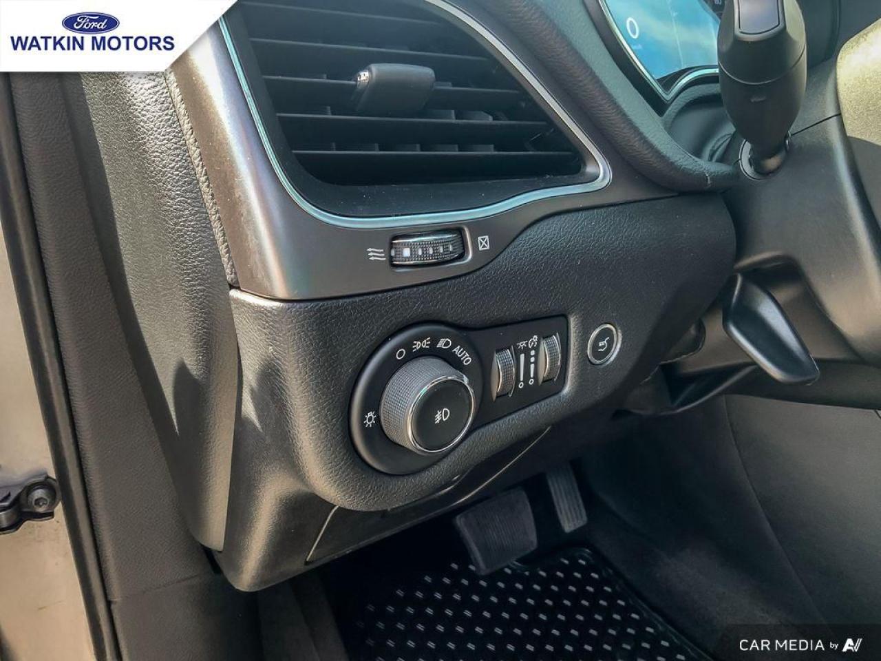 2019 Jeep Cherokee North Photo22