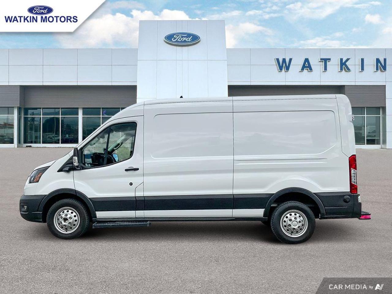 2024 Ford Transit MR CARGO AWD Photo1