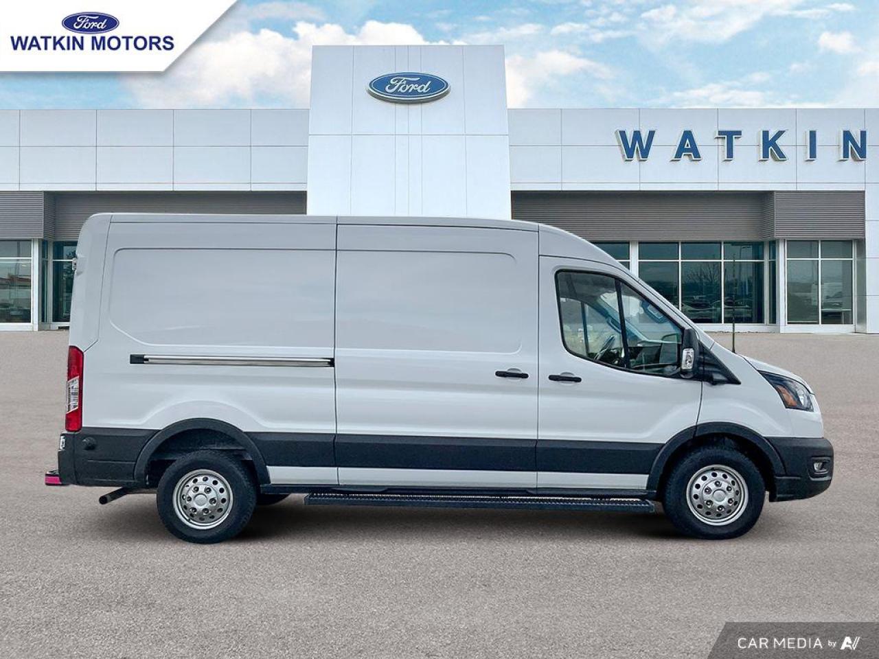 2024 Ford Transit MR CARGO AWD Photo5