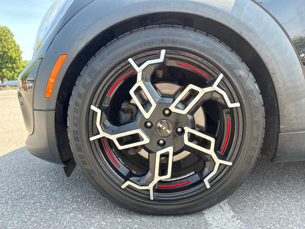 2013 MINI Cooper COOPER Photo