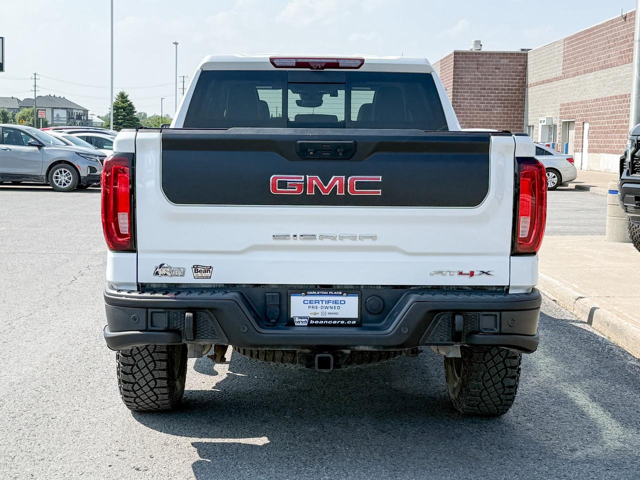 2023 GMC Sierra 1500 6.2L V8, AT4-X AEV EDITION! REMOTE START/ENTRY, SUNROOF, HEATED/VENTILATED SEATS, BOSE SOUND SYSTEM, AT4X AEV EDITION Photo3