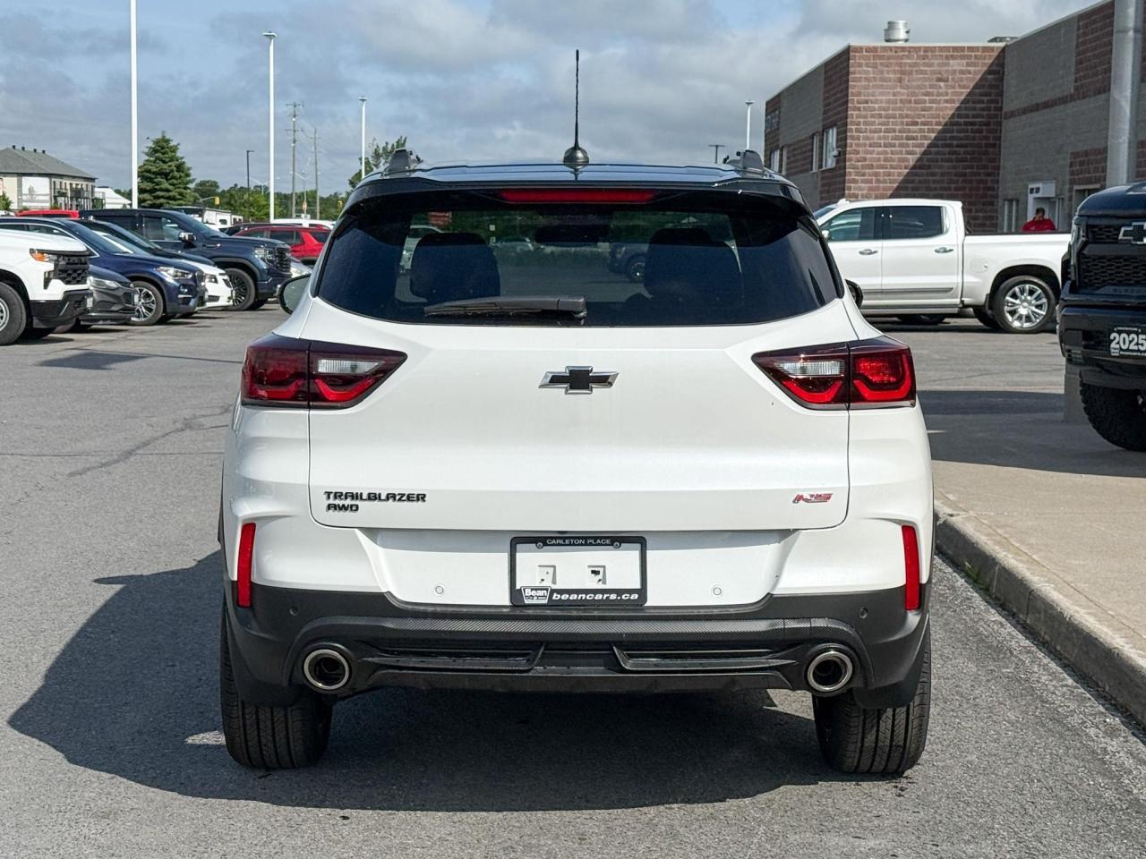 2026 Chevrolet TrailBlazer RS 1.3L 3 CYL WITH REMOTE START/ENTRY, HEATED SEATS, HEATED STEERING WHEEL, HD REAR VISION CAMERA, APPL Photo4