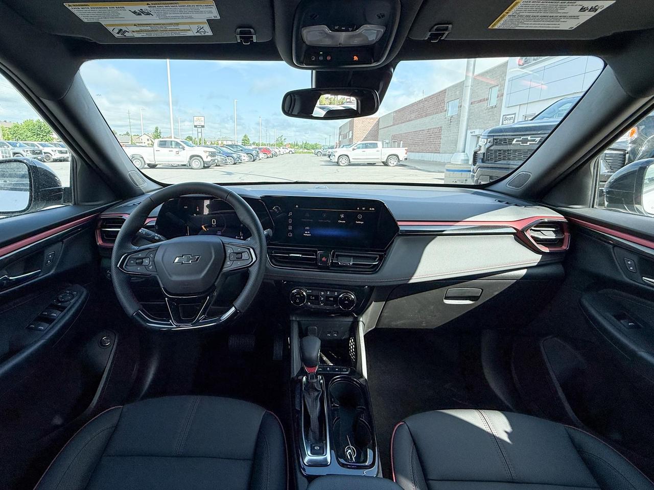 2026 Chevrolet TrailBlazer RS 1.3L 3 CYL WITH REMOTE START/ENTRY, HEATED SEATS, HEATED STEERING WHEEL, HD REAR VISION CAMERA, APPL Photo