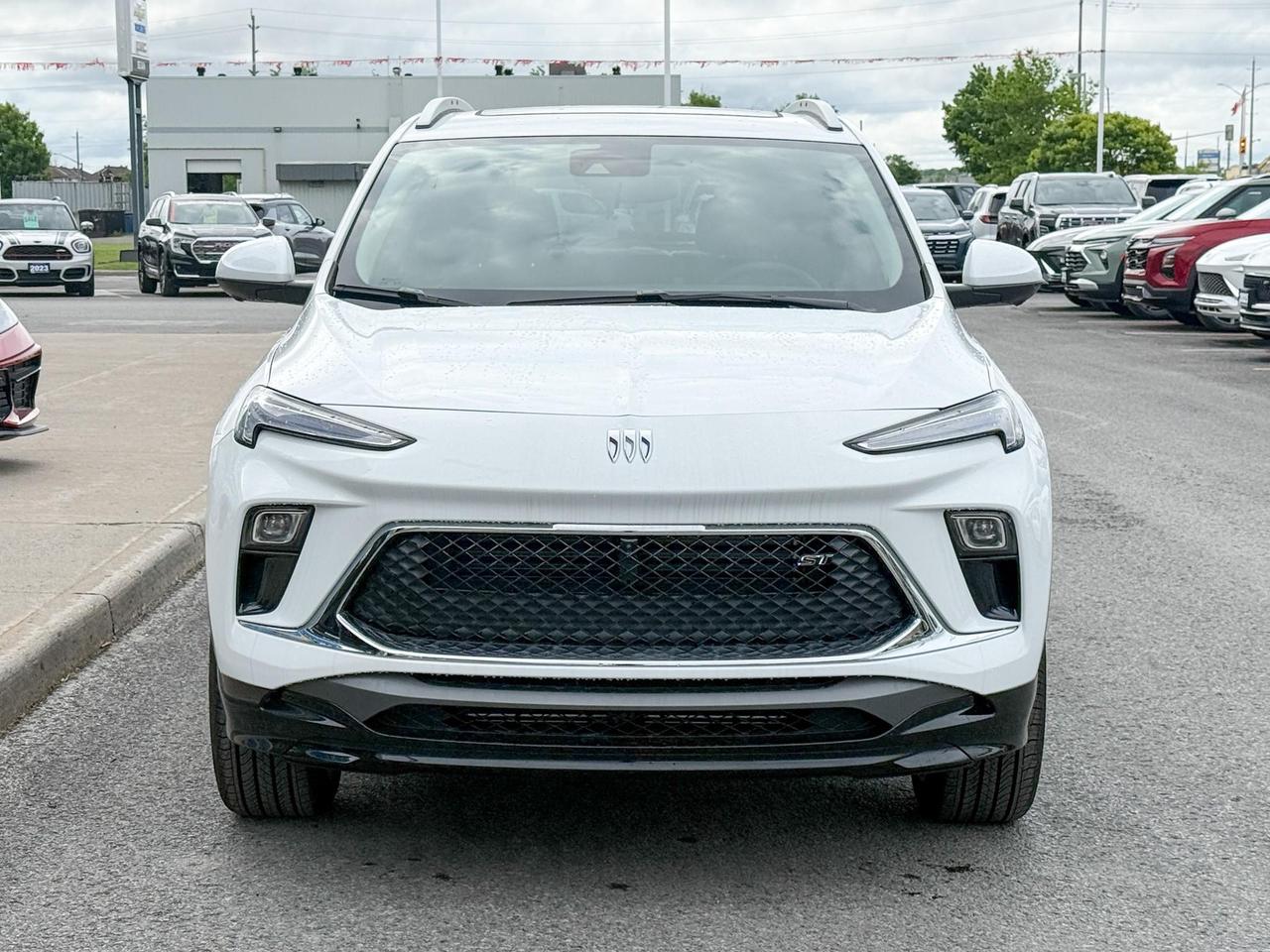 2026 Buick Encore GX Sport Touring 1.3L 3CYL WITH REMOTE START/ENTRY, SUNROOF, HEATED SEATS, HEATED STEERING WHEEL, HD SURROUND VISION, Photo