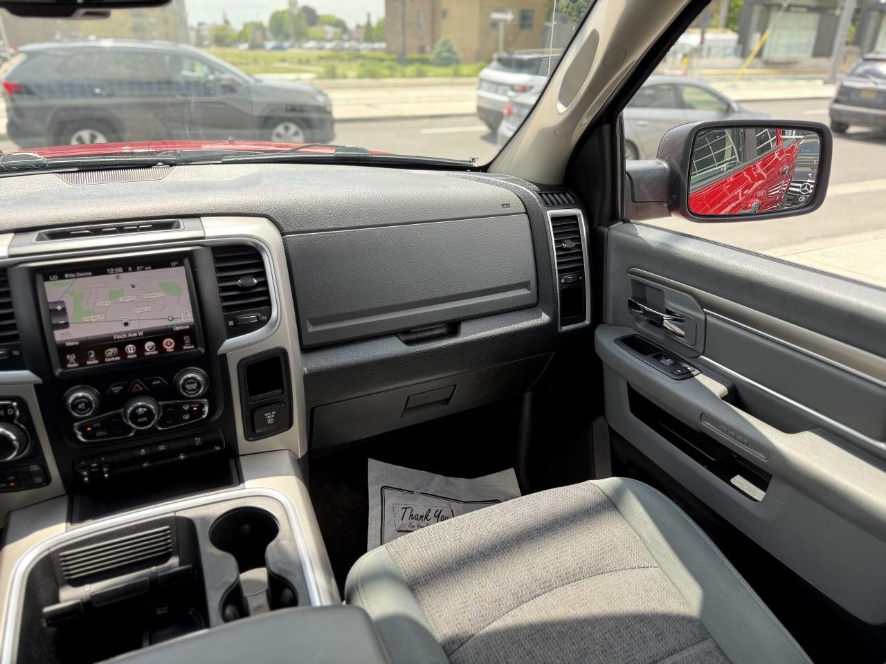 2017 RAM 1500 SLT | 5.7 V8 | NAVI | LOADED - Photo #19