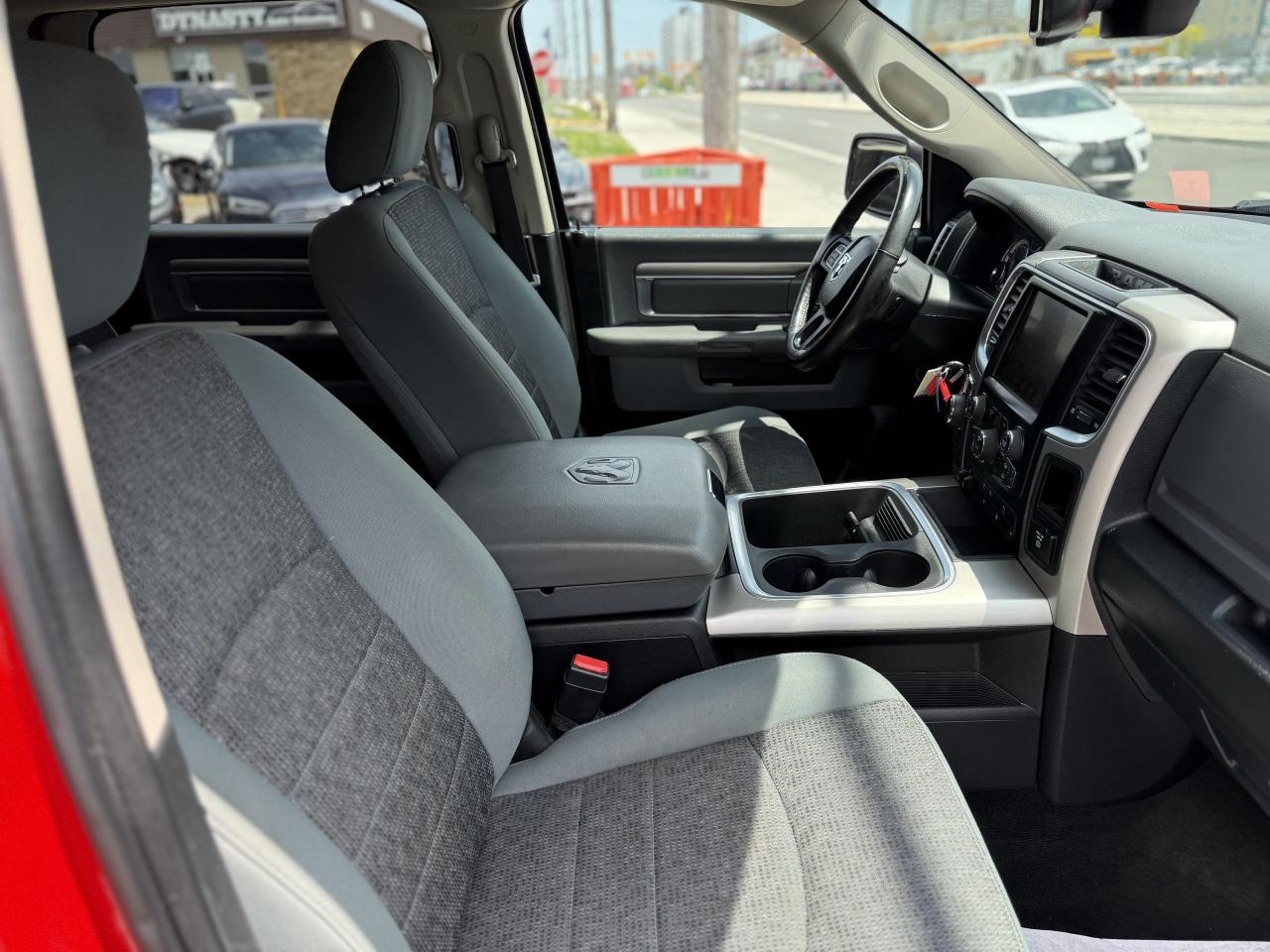 2017 RAM 1500 SLT | 5.7 V8 | NAVI | LOADED - Photo #31