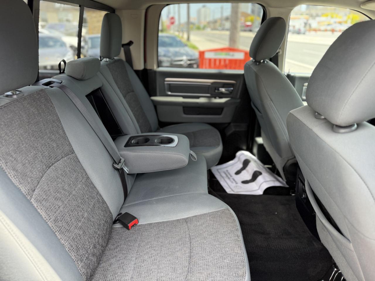 2017 RAM 1500 SLT | 5.7 V8 | NAVI | LOADED - Photo #34