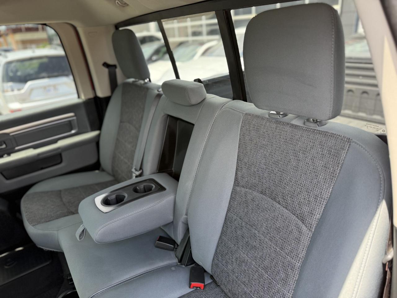 2017 RAM 1500 SLT | 5.7 V8 | NAVI | LOADED - Photo #40