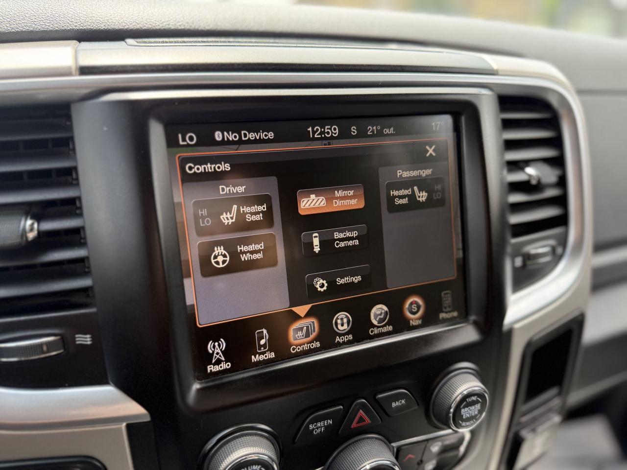 2017 RAM 1500 SLT | 5.7 V8 | NAVI | LOADED - Photo #42