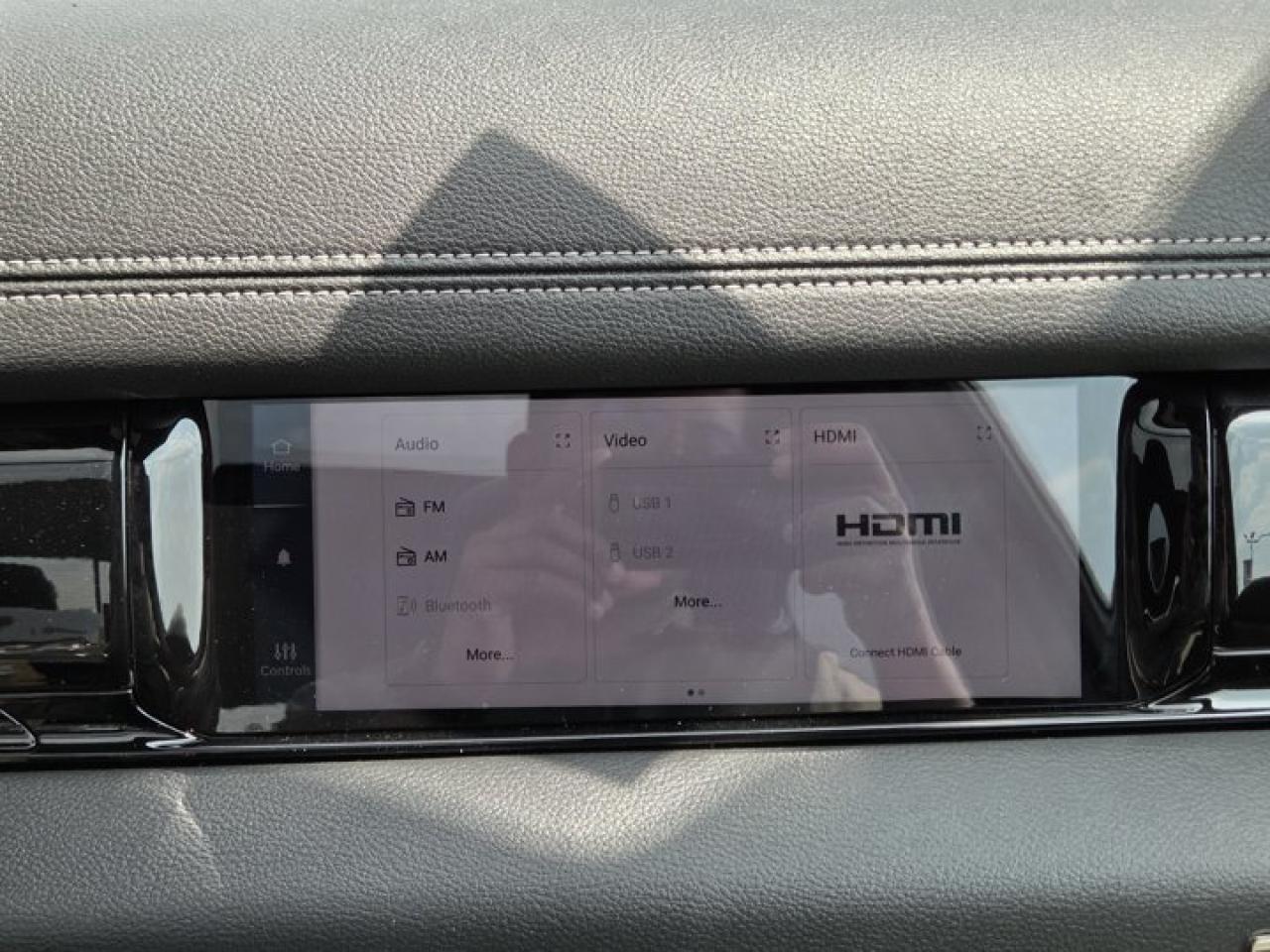 2025 RAM 1500 SPORT Photo