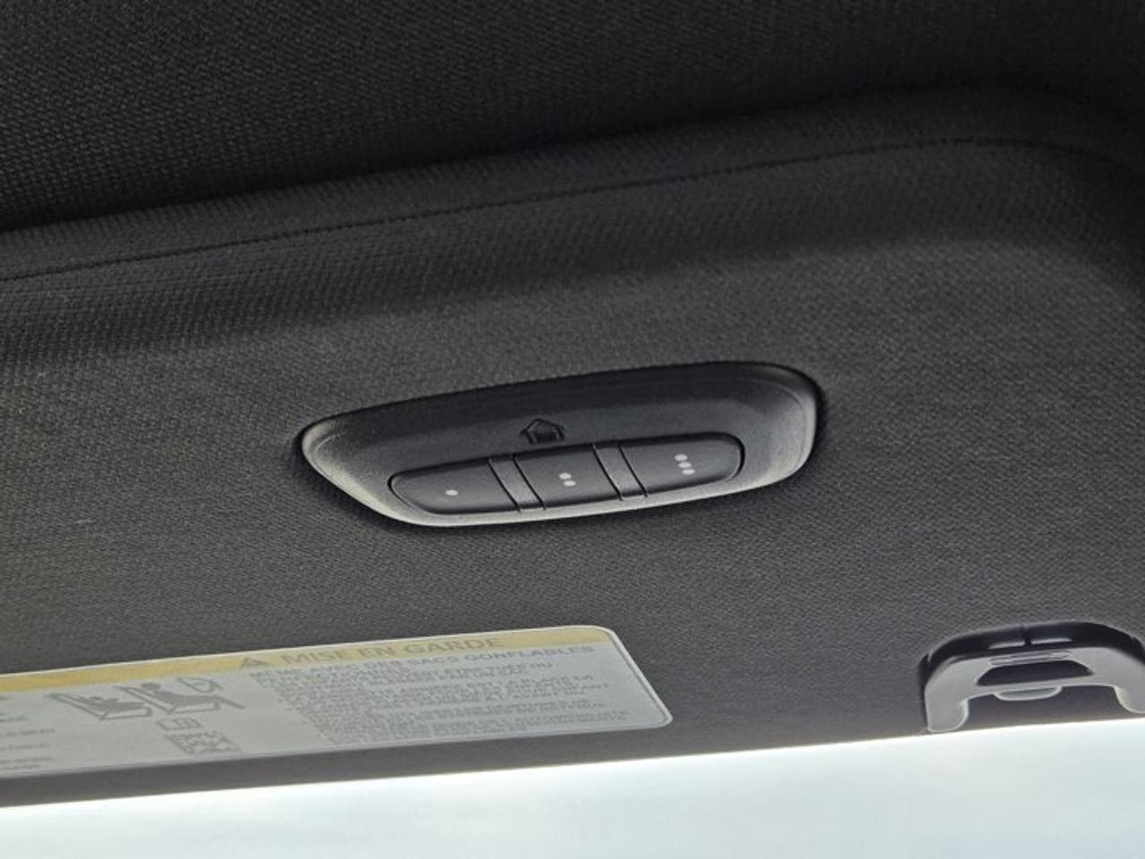 2025 RAM 1500 SPORT Photo