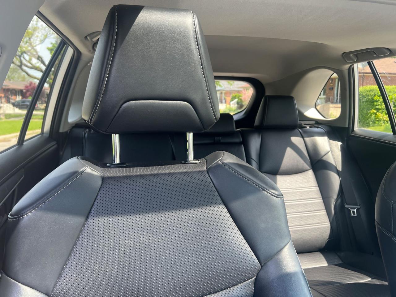 2019 Toyota RAV4 Hybrid Limited - Photo #23