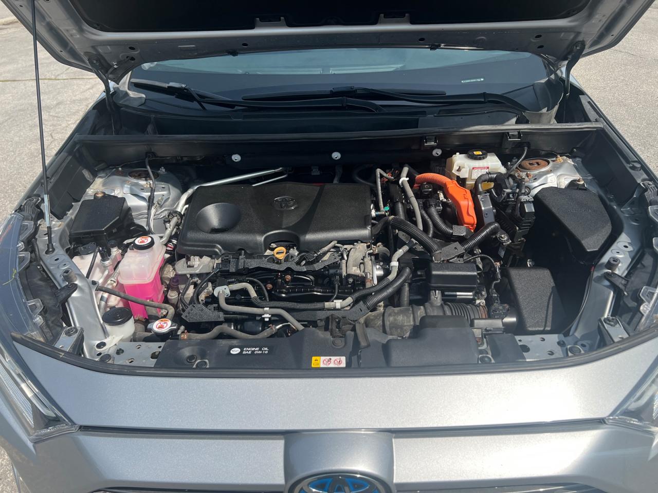 2019 Toyota RAV4 Hybrid Limited - Photo #9