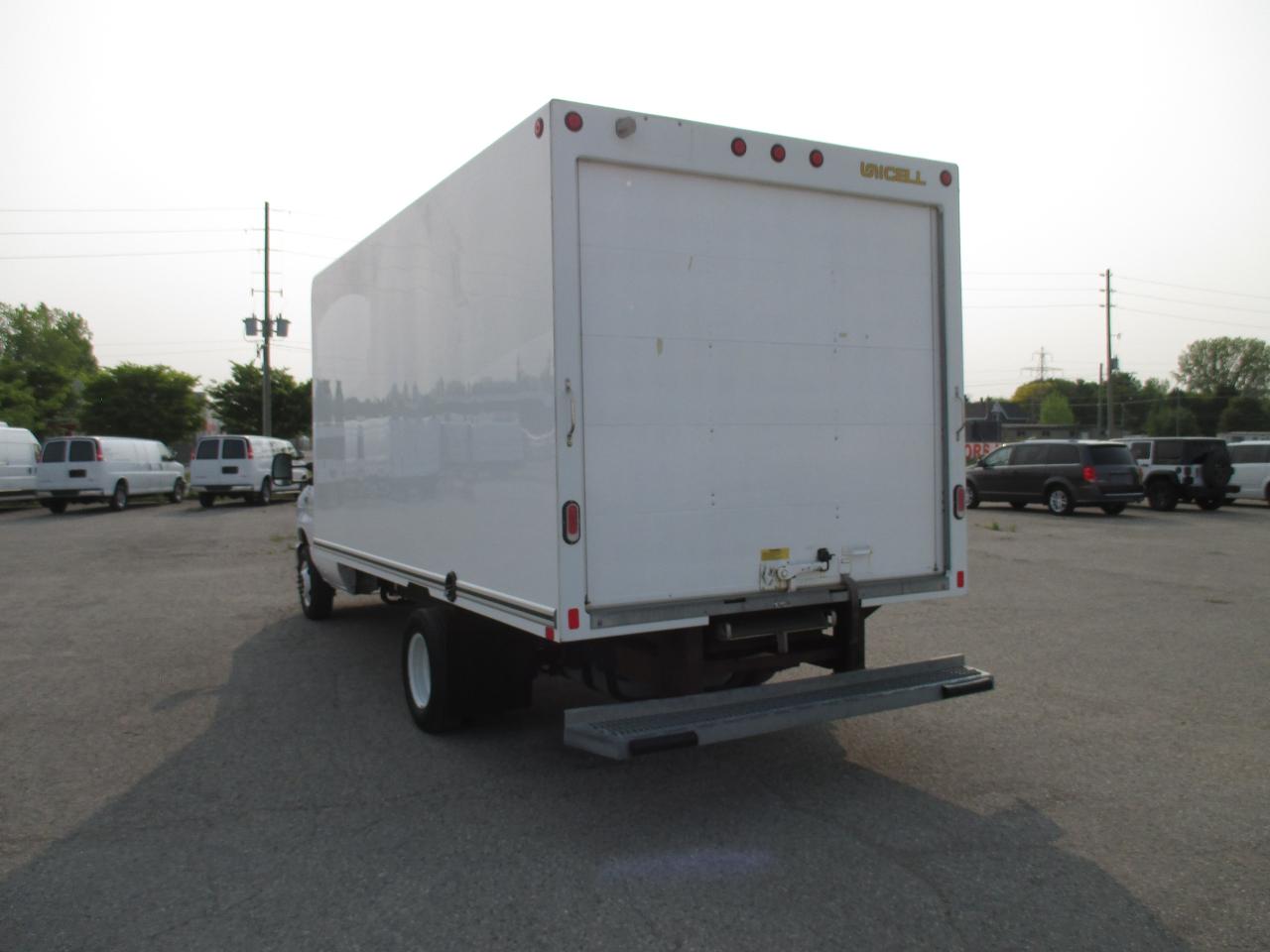 2022 Ford E450 E450 16 Ft.unicell body - Photo #6