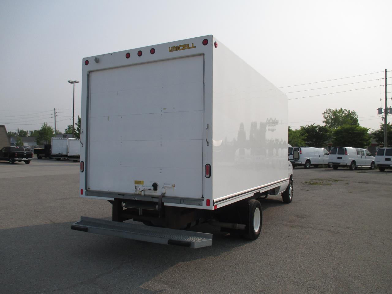 2022 Ford E450 E450 16 Ft.unicell body - Photo #5