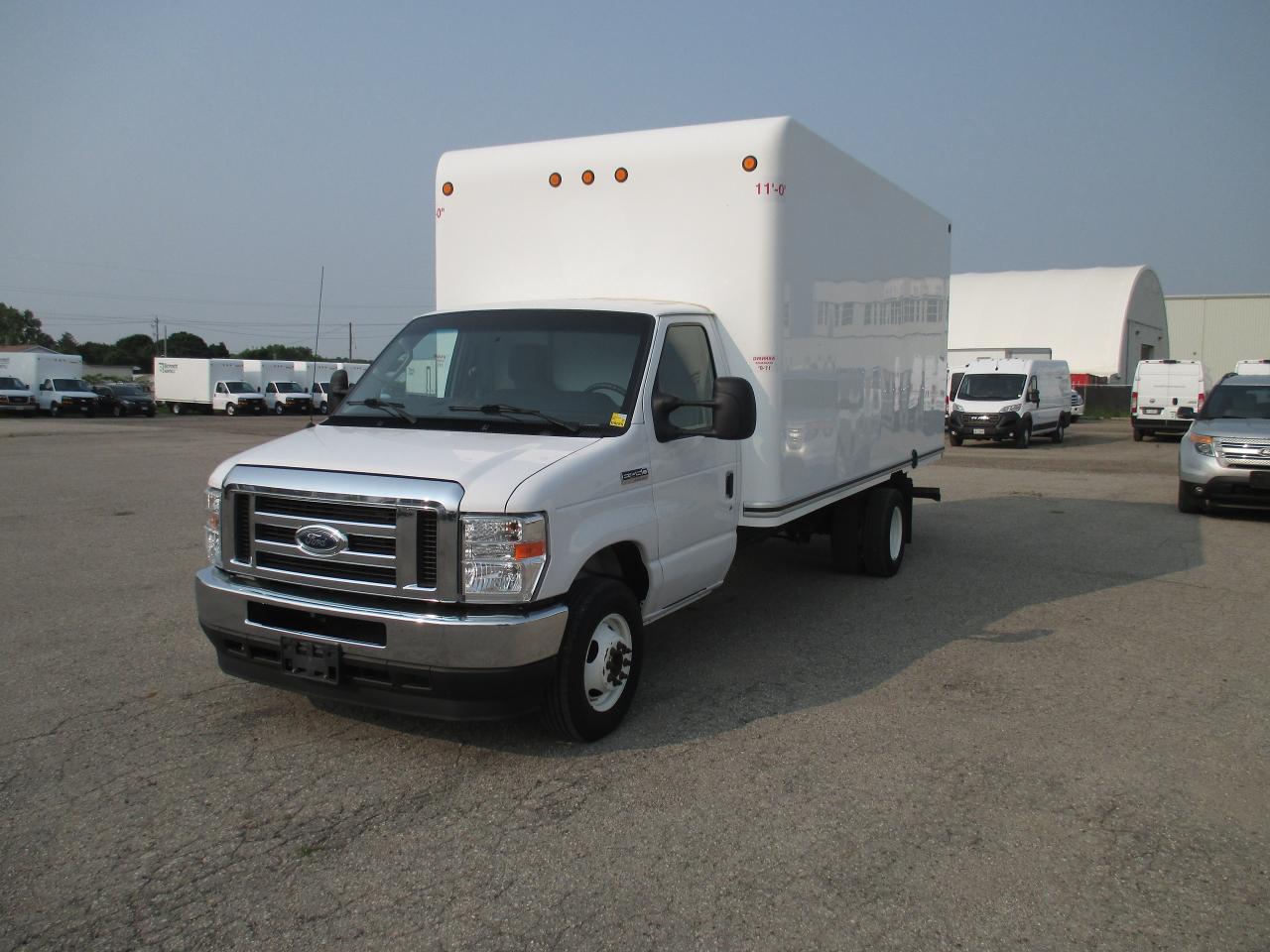 2022 Ford E450 E450 16 Ft.unicell body - Photo #2