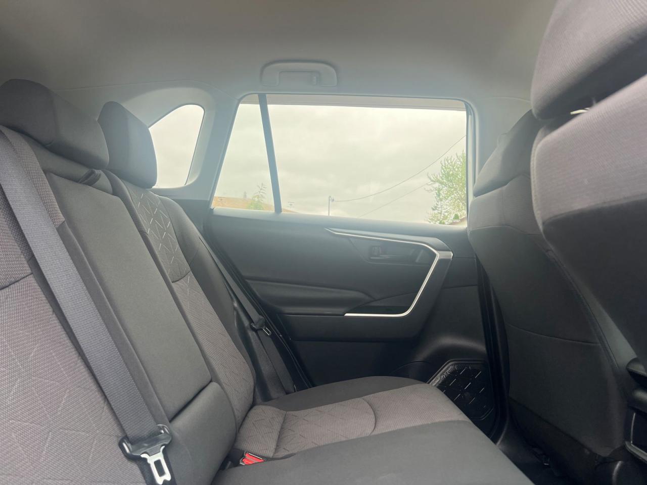 2019 Toyota RAV4 LE AWD - Photo #23