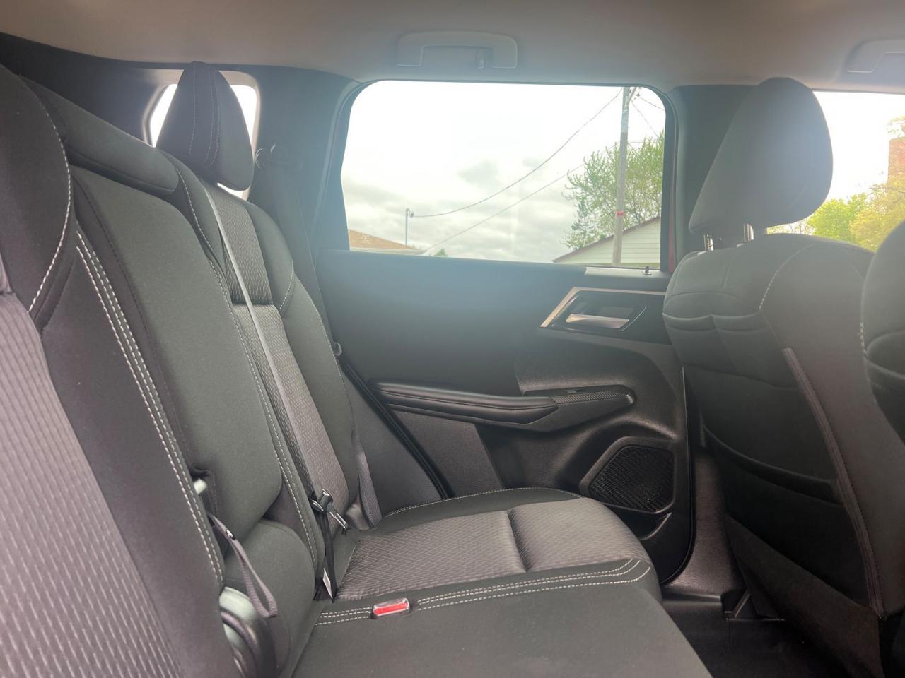2023 Mitsubishi Outlander ES 4WD - Photo #20