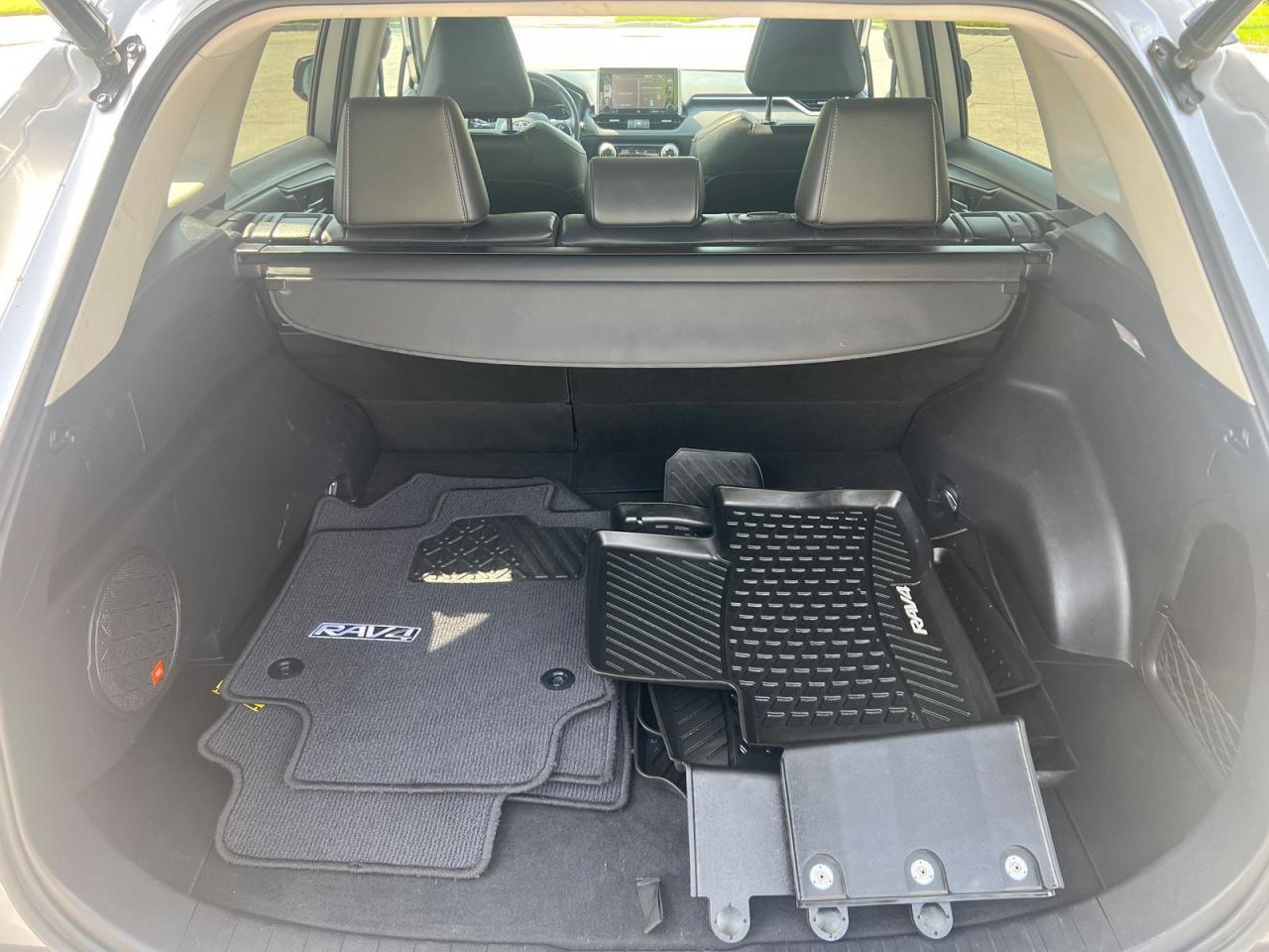 2019 Toyota RAV4 Hybrid Limited - Photo #25