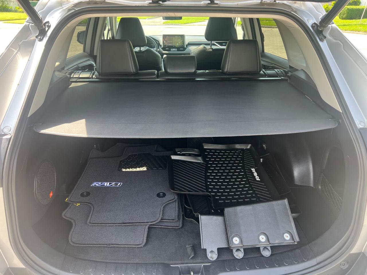 2019 Toyota RAV4 Hybrid Limited - Photo #26