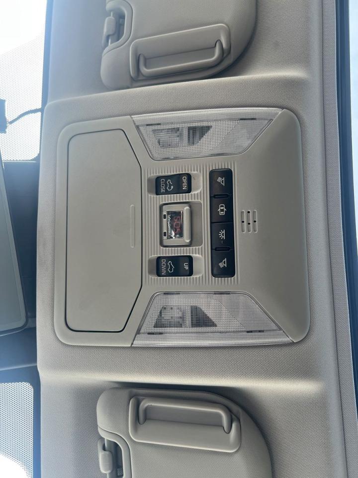 2019 Toyota RAV4 Hybrid Limited - Photo #11
