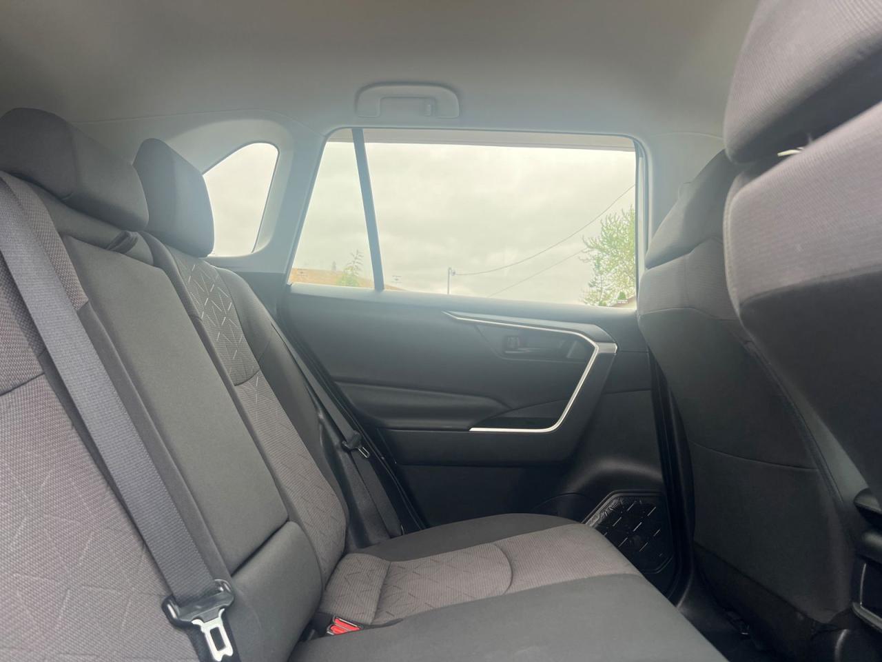 2019 Toyota RAV4 LE AWD - Photo #23