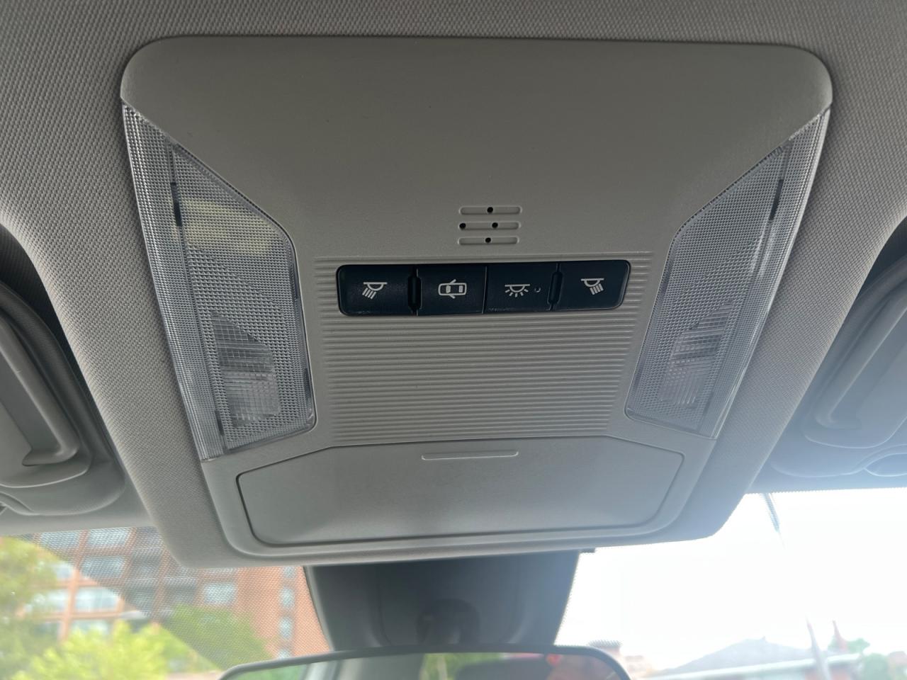 2019 Toyota RAV4 LE AWD Photo