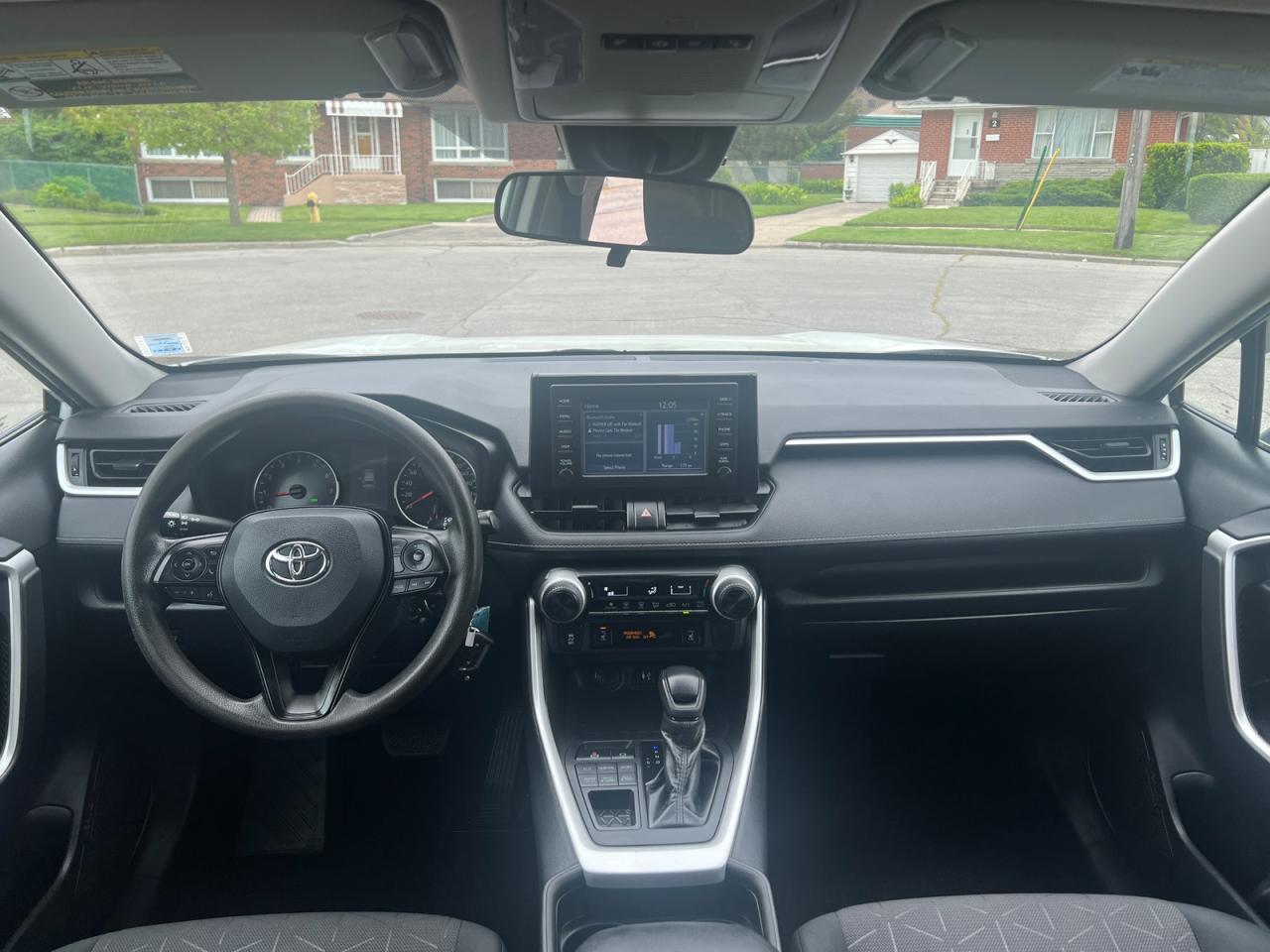 2019 Toyota RAV4 LE AWD Photo