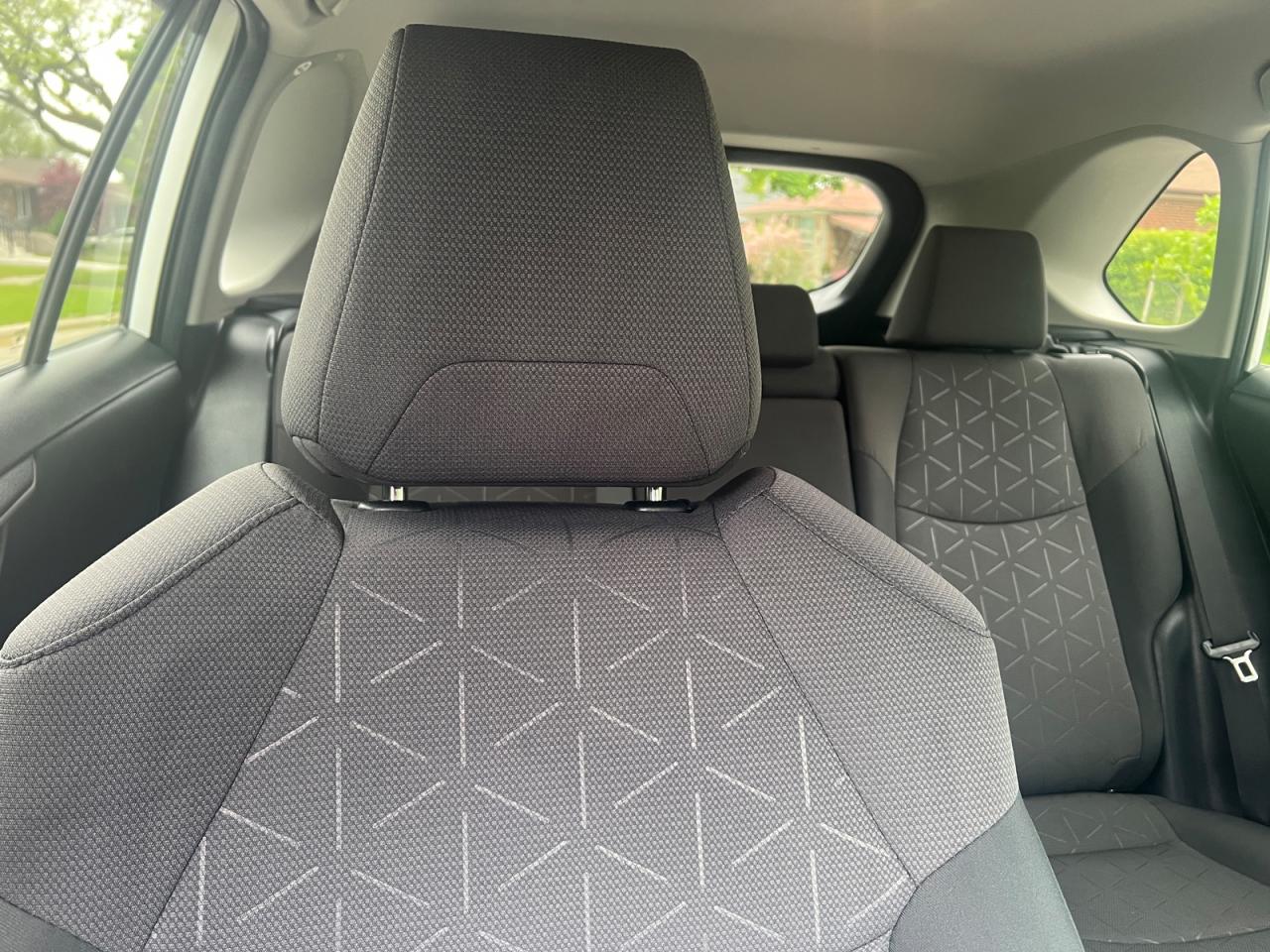 2019 Toyota RAV4 LE AWD Photo