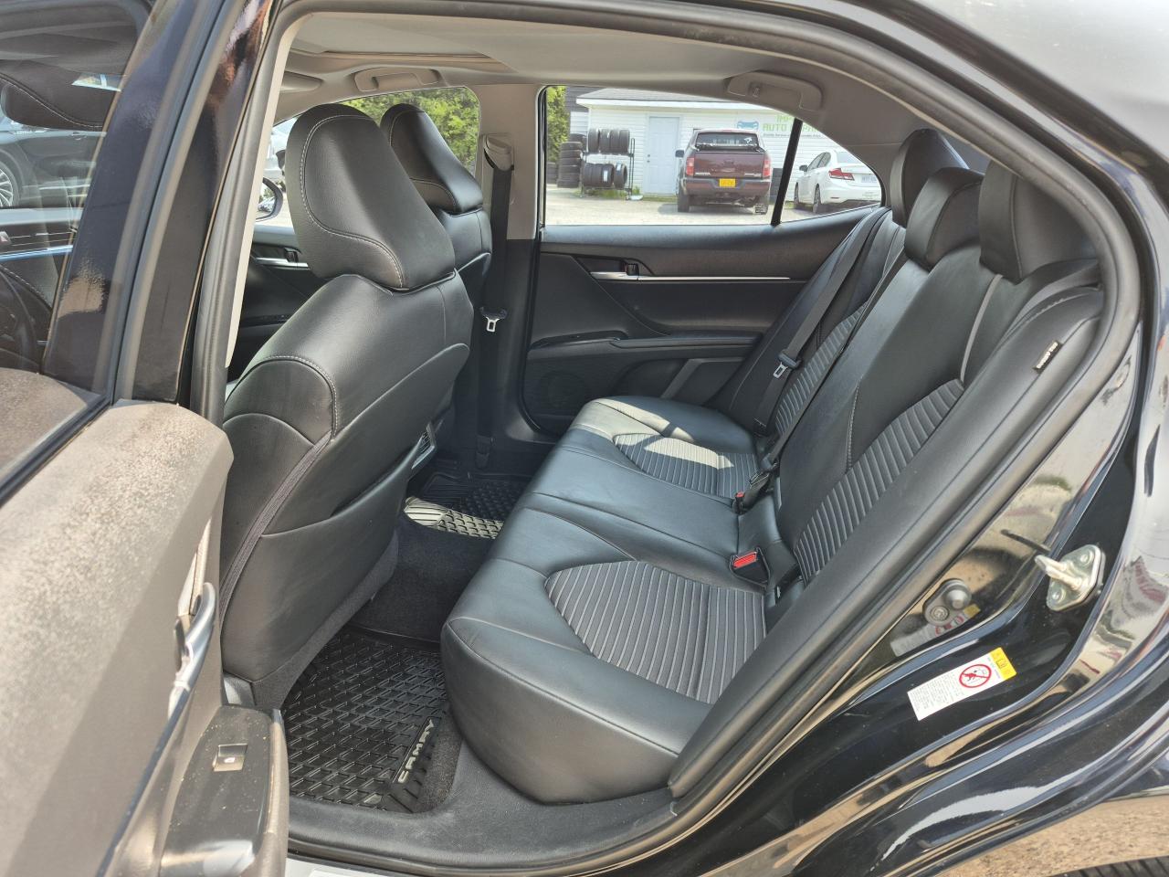 2018 Toyota Camry SE - Certified Photo37