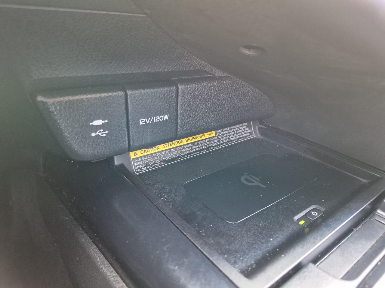 2018 Toyota Camry SE - Certified Photo44