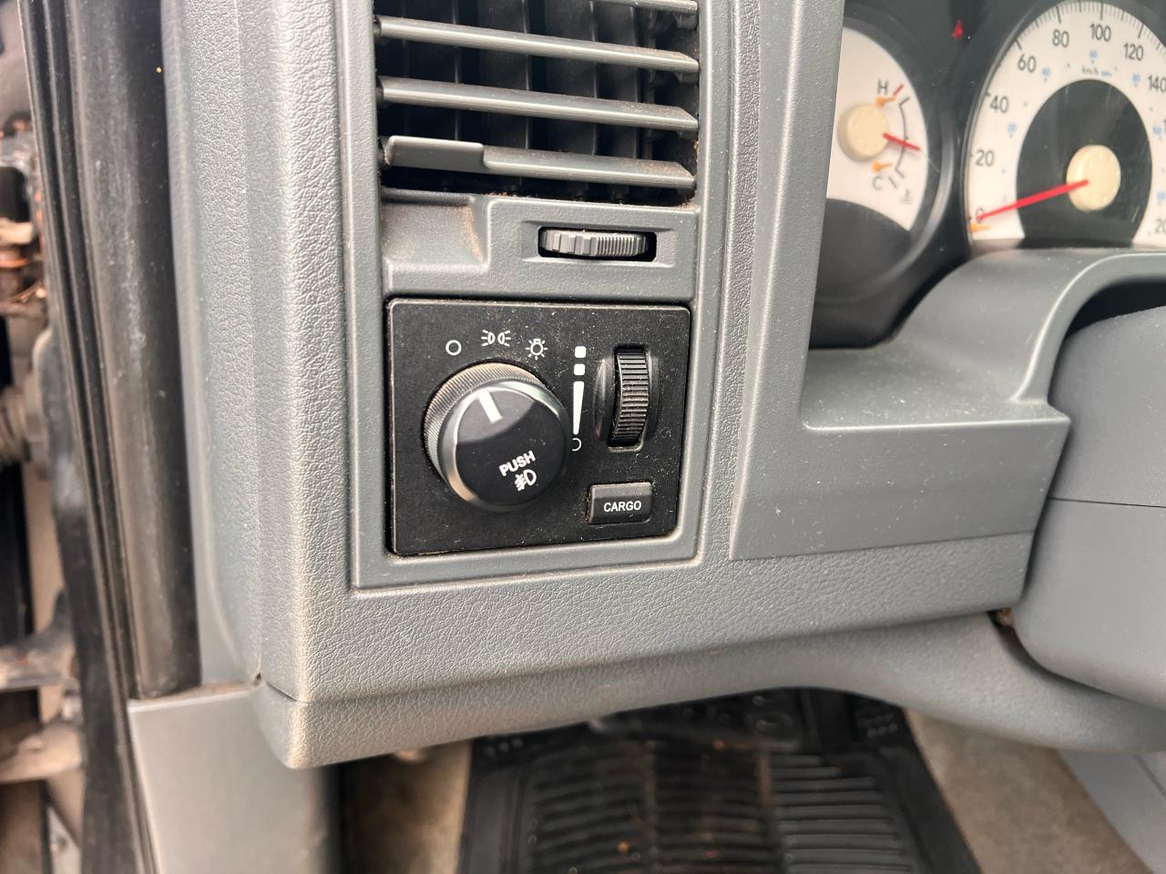 2007 Dodge Dakota ST Photo