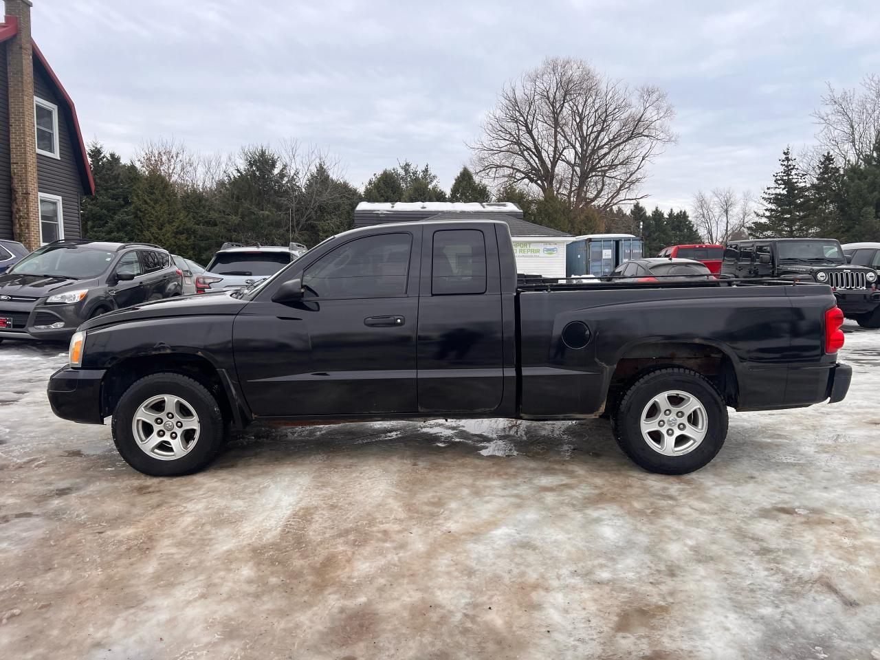 2007 Dodge Dakota ST Photo4