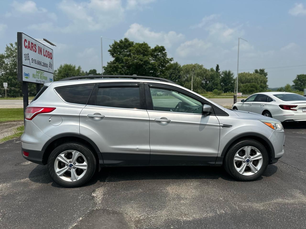 2014 Ford Escape SE Photo2
