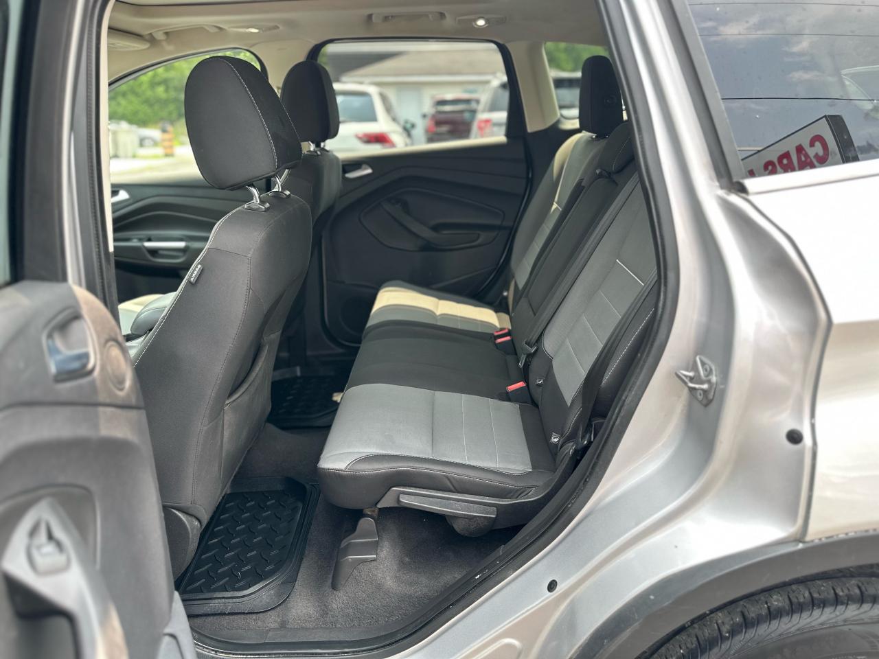 2014 Ford Escape SE Photo13