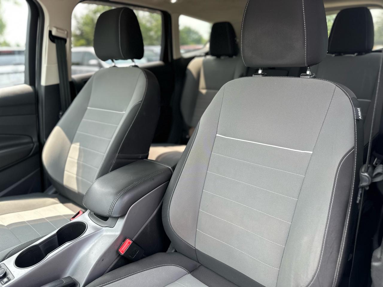 2014 Ford Escape SE Photo12