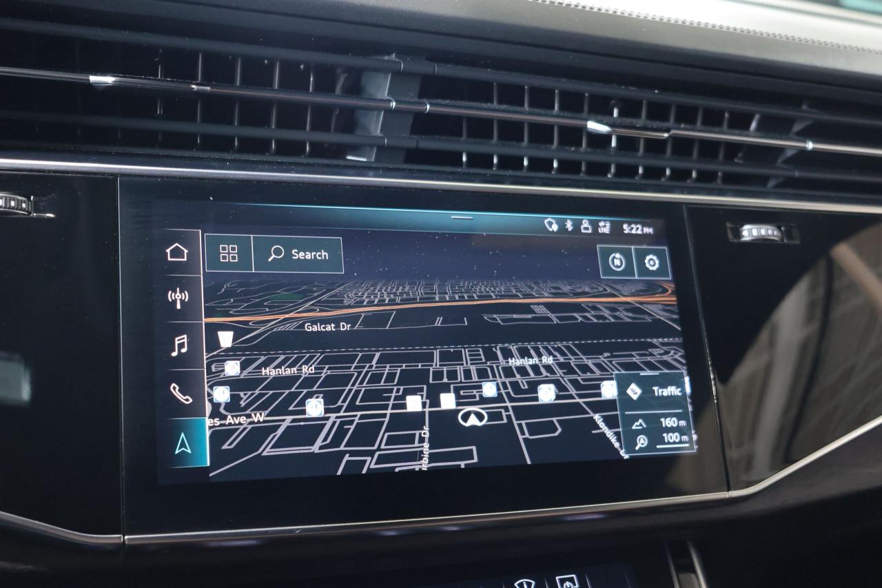 2020 Audi Q8 PRESTIGE AWD - PANO|NAVI|360CAMERA|BLINDSPOT - Photo #16