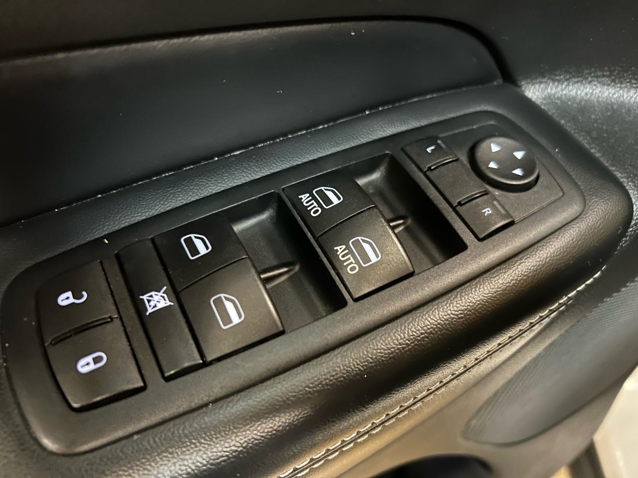 2017 Jeep Grand Cherokee Limited - Photo #11
