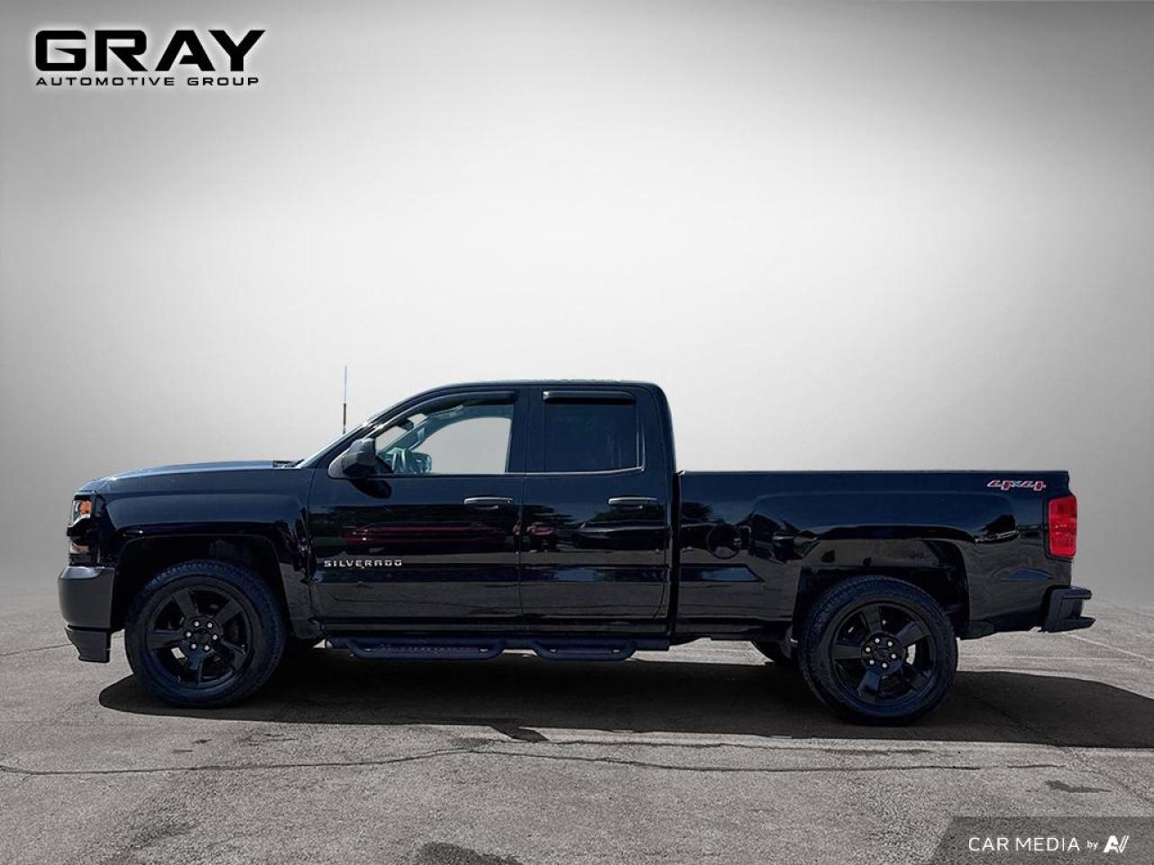 2017 Chevrolet Silverado 1500 4x4/6.6 Box - Photo #2