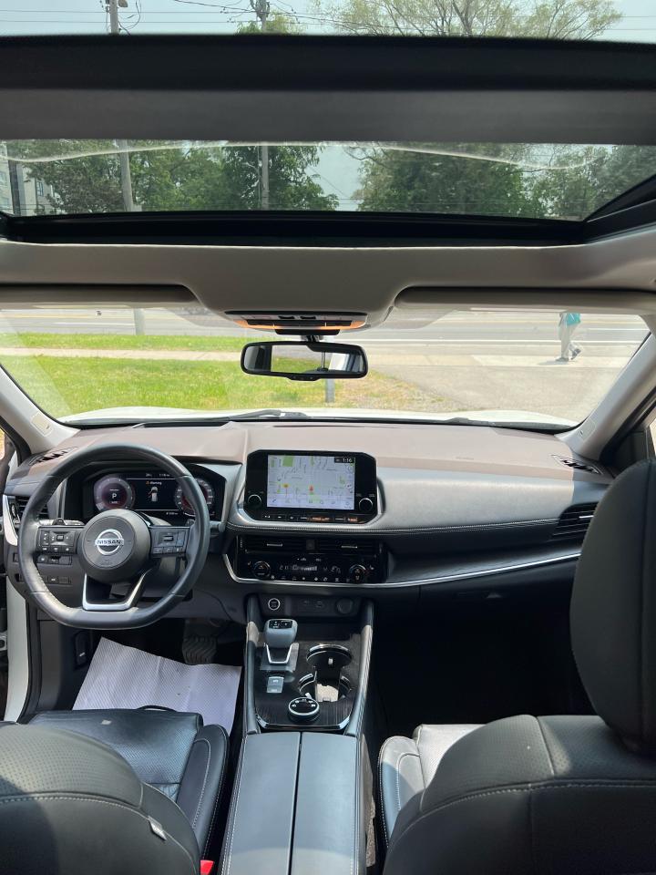 2021 Nissan Rogue AWD Platinum - Photo #17