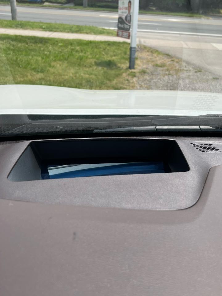 2021 Nissan Rogue AWD Platinum - Photo #14