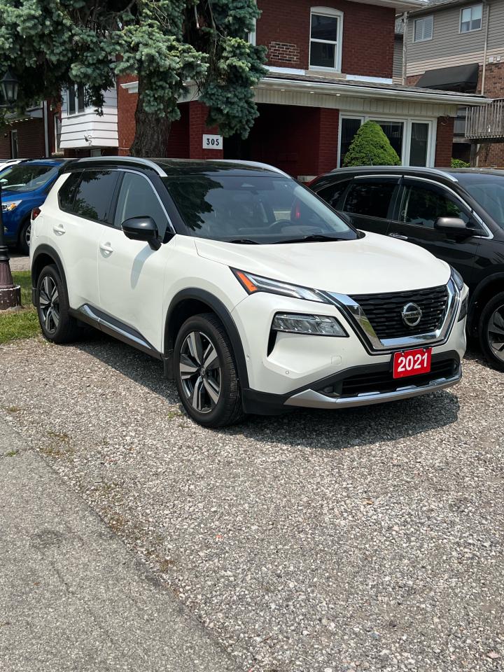 2021 Nissan Rogue AWD Platinum - Photo #2