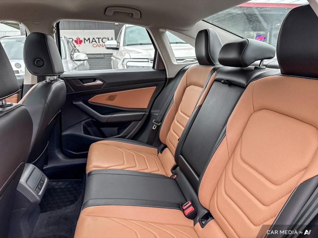 2022 Volkswagen Jetta HIGHLINE / NO ACCIDENTS / LEATHER / SUNROOF / NAV - Photo #11