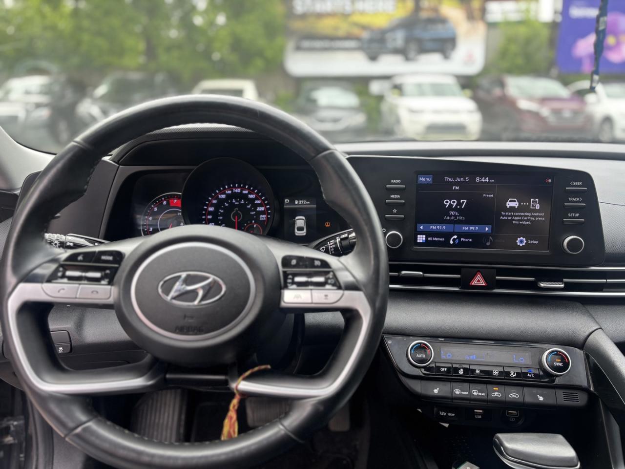 2021 Hyundai Elantra Ultimate SEL - Photo #6