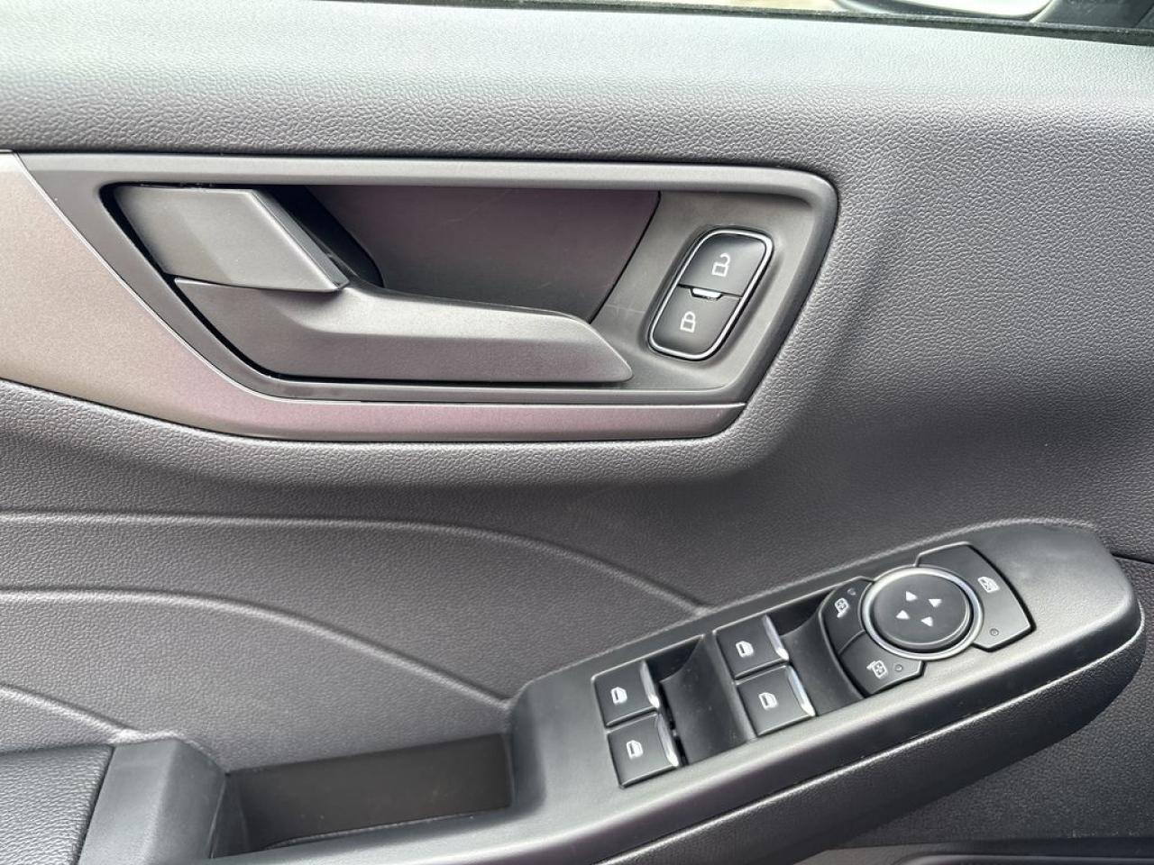 2025 Ford Escape ACTIVE 200A Photo5