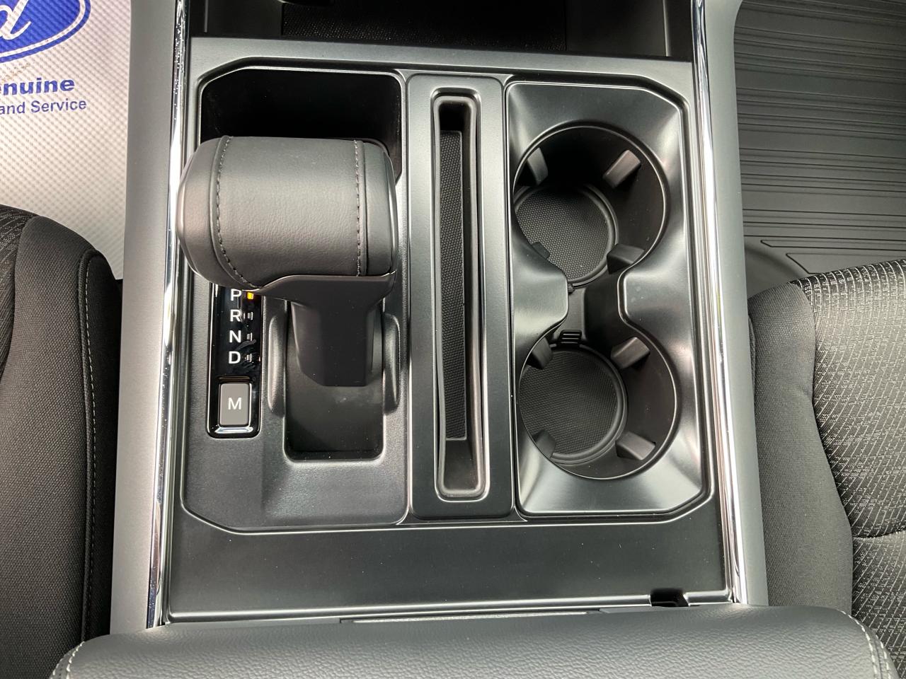 2025 Ford F-150 4x4 Supercrew-145 Photo5