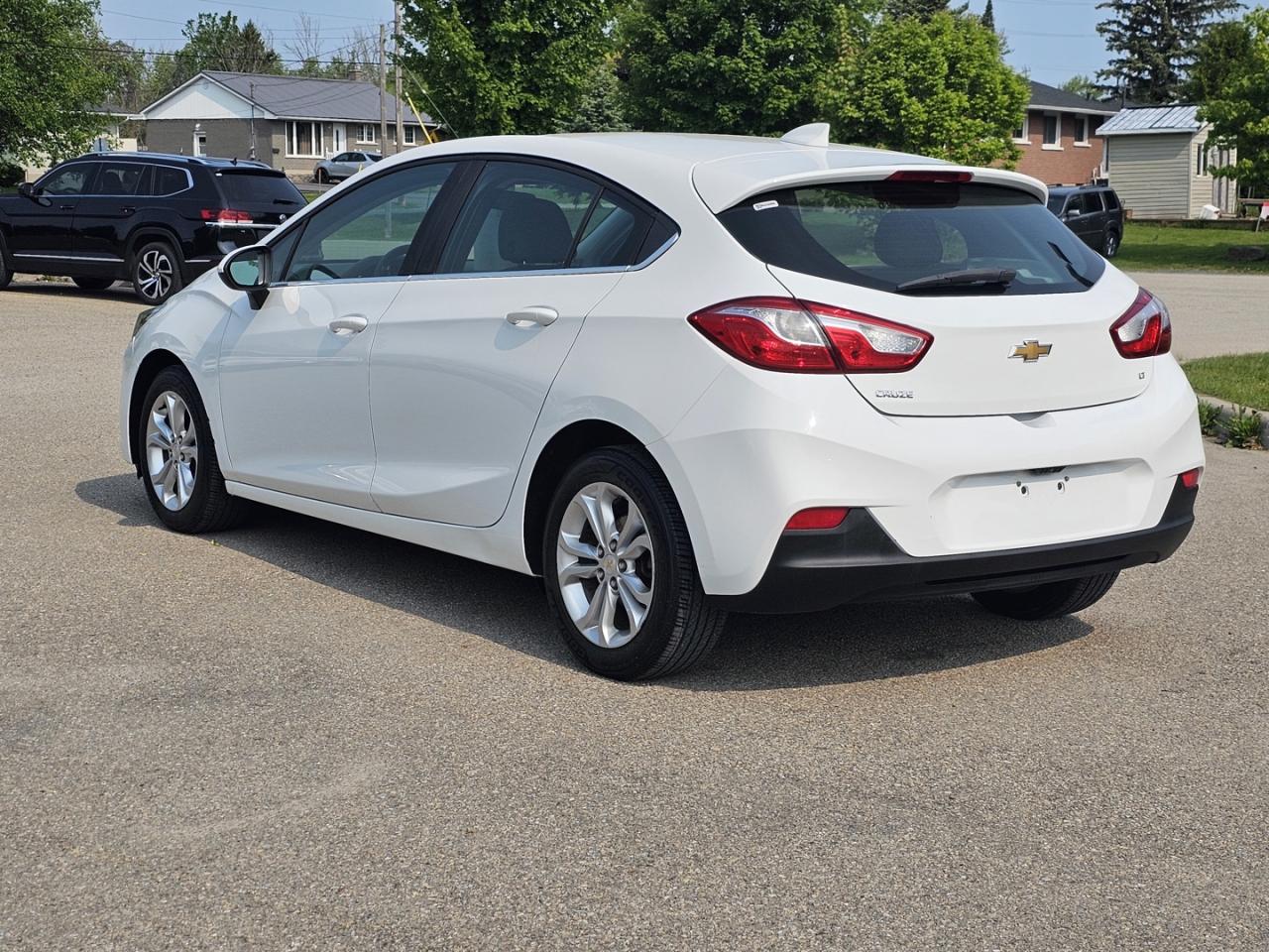 2019 Chevrolet Cruze LT Hatchback - 1.4L 4cyl. turbocharged engine - Photo #7
