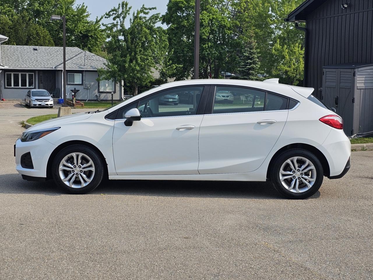 2019 Chevrolet Cruze LT Hatchback - 1.4L 4cyl. turbocharged engine - Photo #8