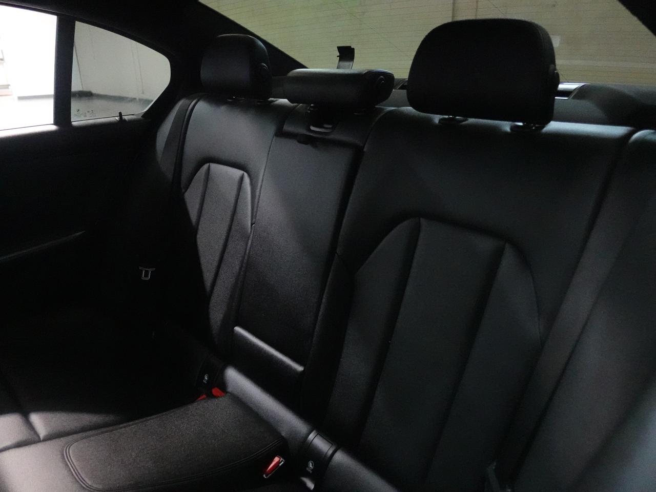 2020 BMW 3 Series 330i | xDrive | Nav | Leather | Sunroof | CarPlay