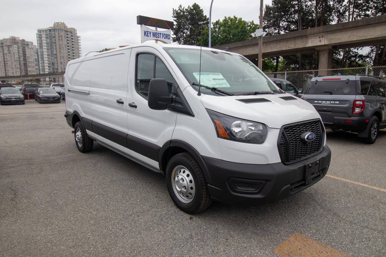 2024 Ford Transit Cargo Van T-250 148" LOW RF 9070 GVWR AWD Photo3